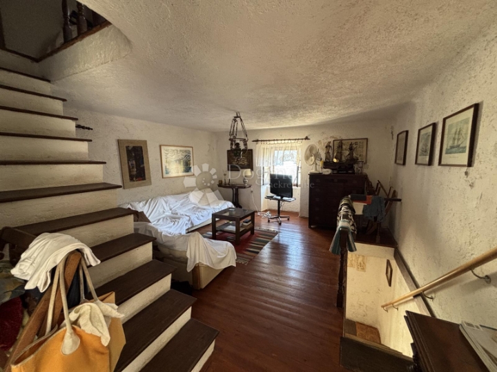 Cres - Valun - kuća - prilika