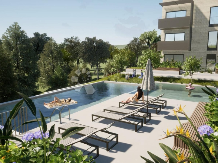 Poreč (okolica), luksuzan stan s vrtom, bazenom i garažom