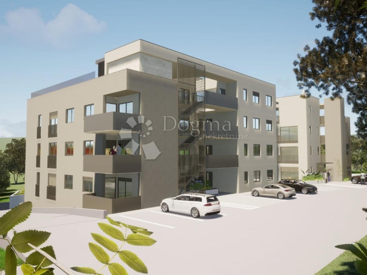 Poreč (okolica), luksuzan stan s vrtom, bazenom i garažom