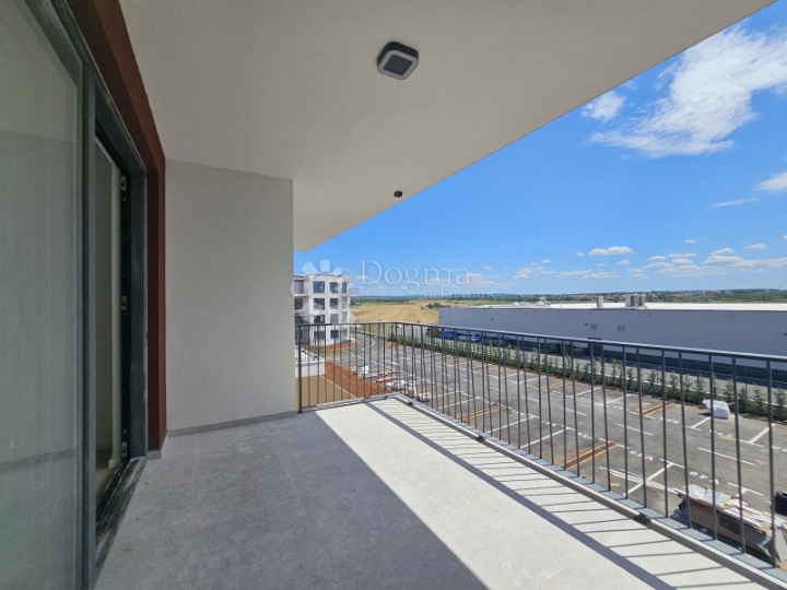 Umag, 1S+DB, garaža u cijeni