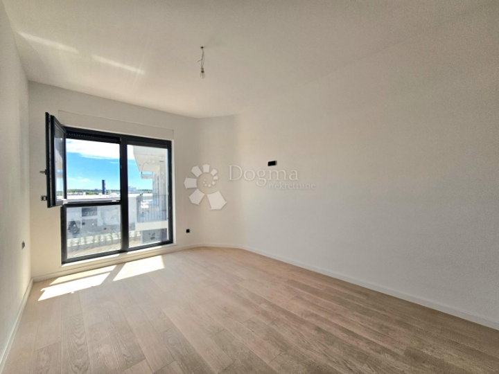 Umag, 1S+DB, garaža u cijeni