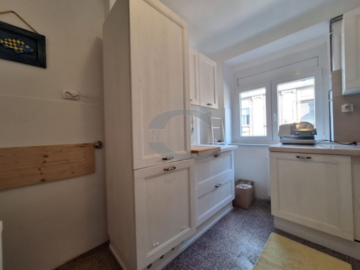 Rijeka, Centar, stan 3S kl., 82 m2, dva balkona