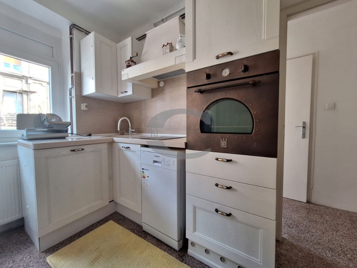 Rijeka, Centar, stan 3S kl., 82 m2, dva balkona