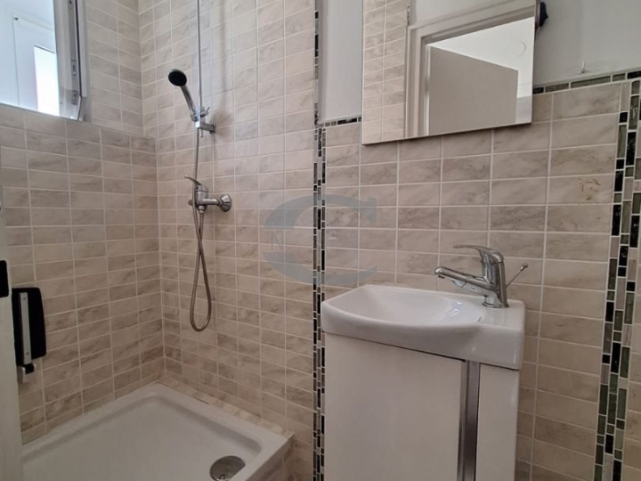 Rijeka, Centar, stan 3S kl., 82 m2, dva balkona