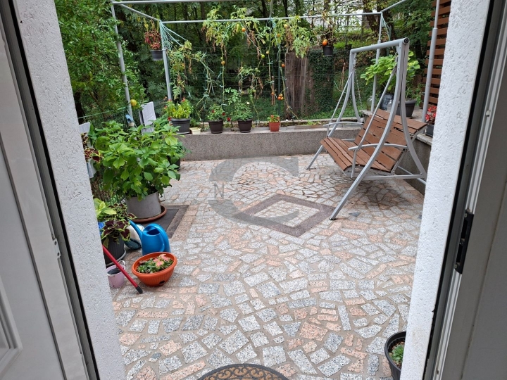 Rijeka, Viškovo, stan 2S+DB, 65 m2