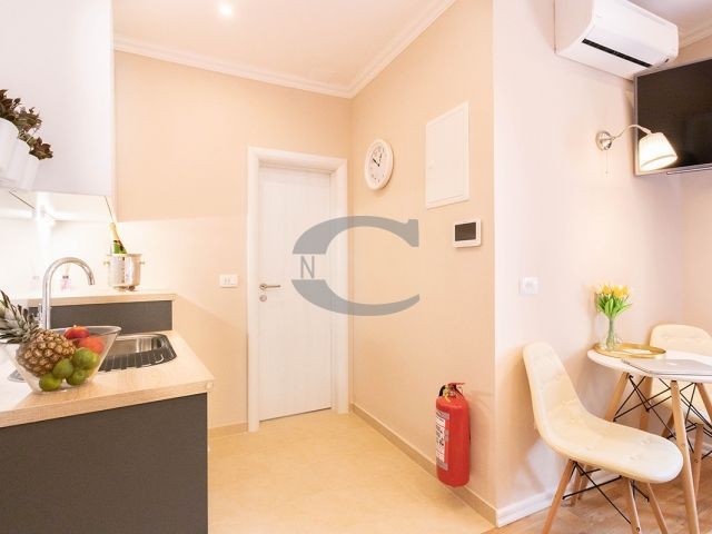 Centar, 1S stan, 450€, samo u Consensusu!