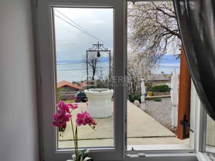 Rijeka, Kostrena, samostojeća kuća s okućnicom