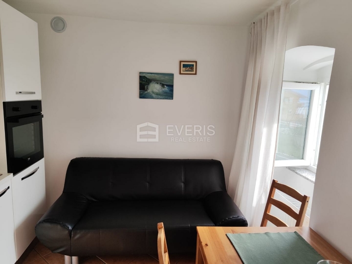 Rijeka, Kostrena, samostojeća kuća s okućnicom