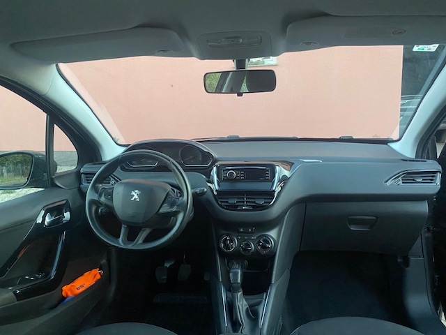 Peugeot 208 1,2 VTi