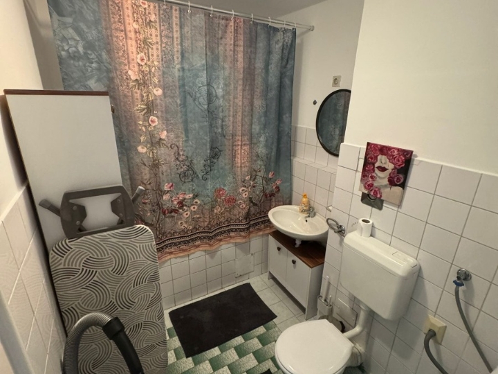 Krnjevo – garsonijera 27 m², 400 €