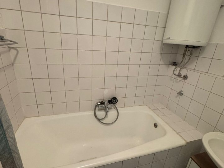 Krnjevo – garsonijera 27 m², 400 €