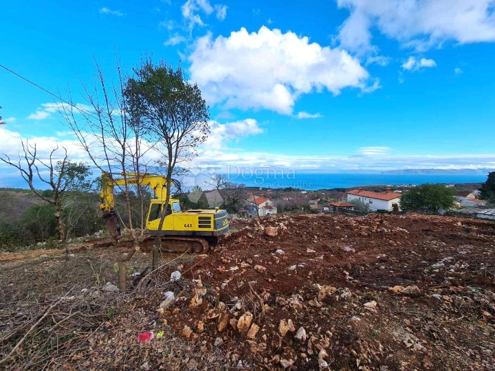 Prilika!!! Odlično građevinsko zemljište nadomak mora