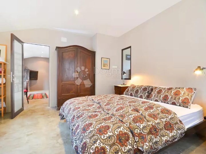 Kuća za najam i podnajam – Oprtalj, Istra