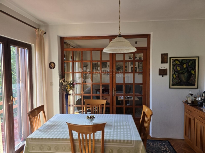 Labin, obiteljska kuća na top lokaciji