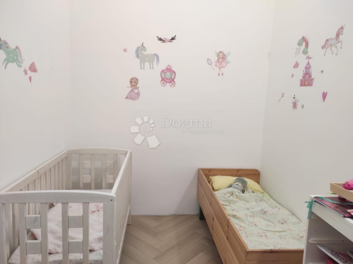 Renovirani stan, Veruda 70m2