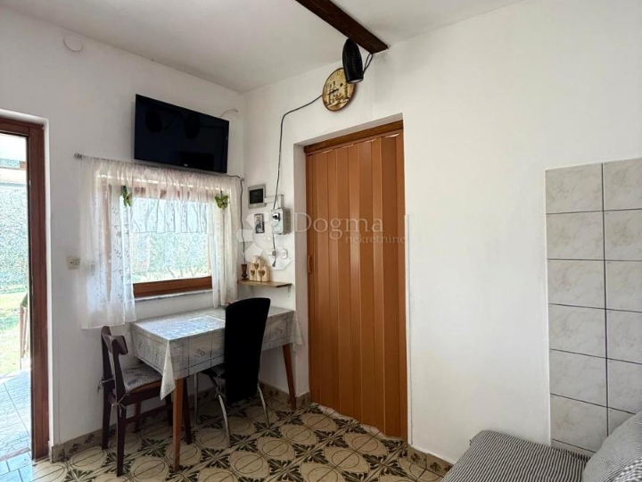 Prilika! Samostojeća kuća s puno potencijala