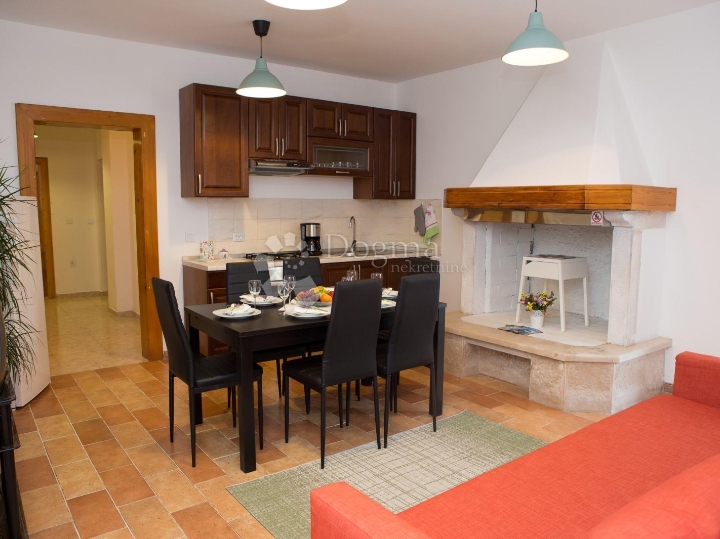 Pula – prostran i opremljen stan za najam u prizemlju