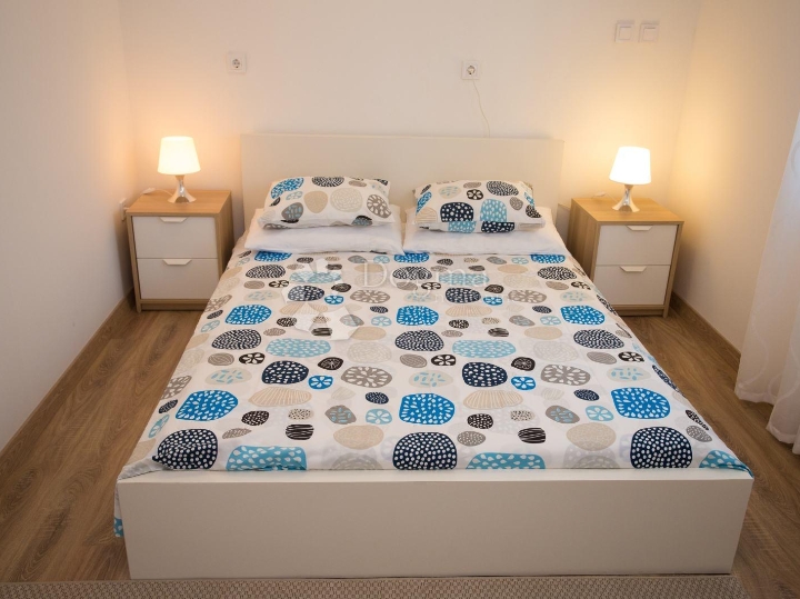 Pula – prostran i opremljen stan za najam u prizemlju