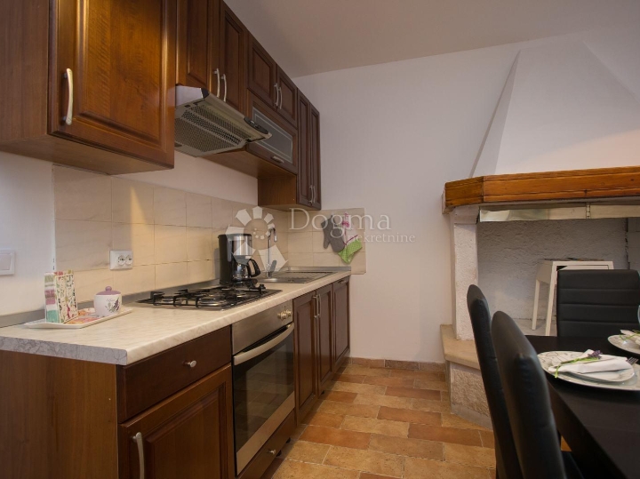 Pula – prostran i opremljen stan za najam u prizemlju