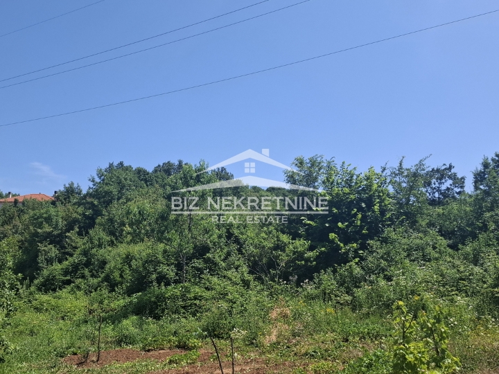 Rijeka-Kastav, građevinsko zemljište 860m2