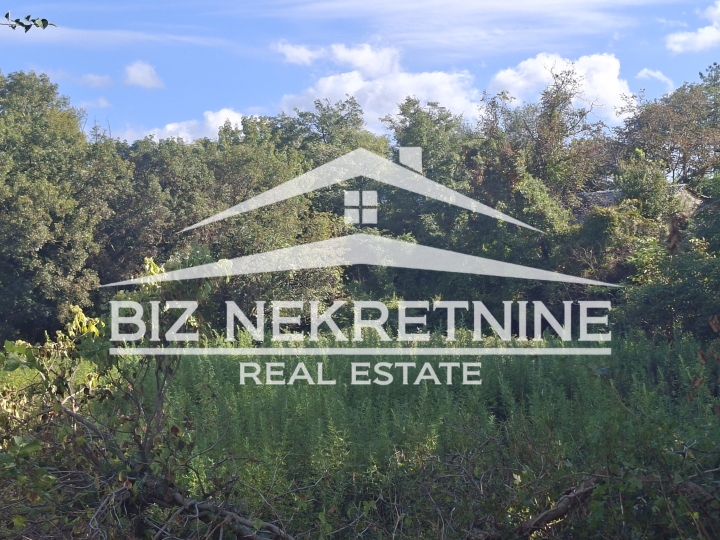 Rijeka-Čavle, građevinsko zemljište 1400m2