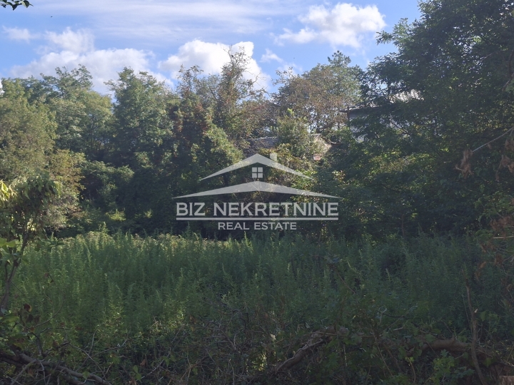 Rijeka-Čavle, građevinsko zemljište 1400m2