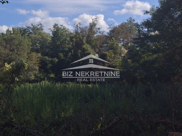 Rijeka-Čavle, građevinsko zemljište 1400m2