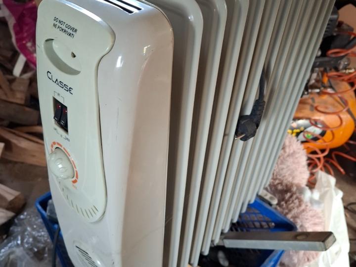 Uljni radijator s ventilatorom