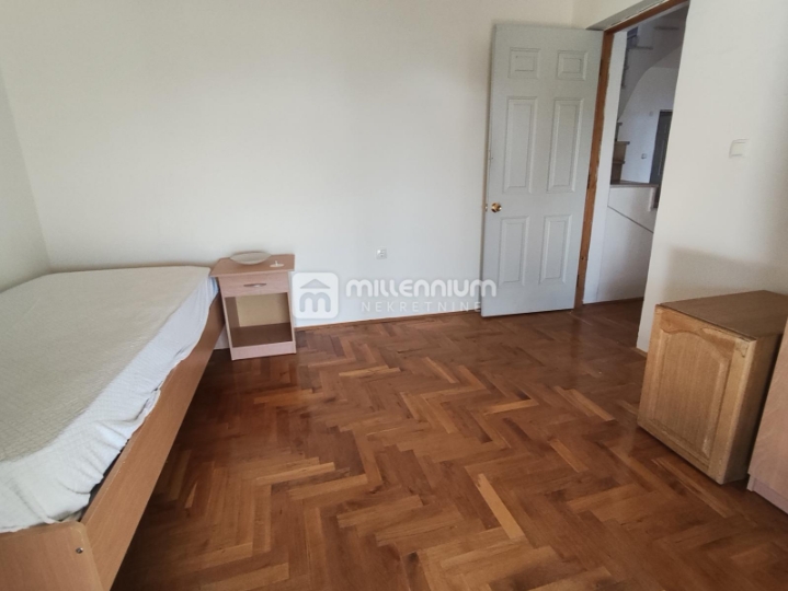 Matulji, Bregi, samostojeća kuća, 400m2