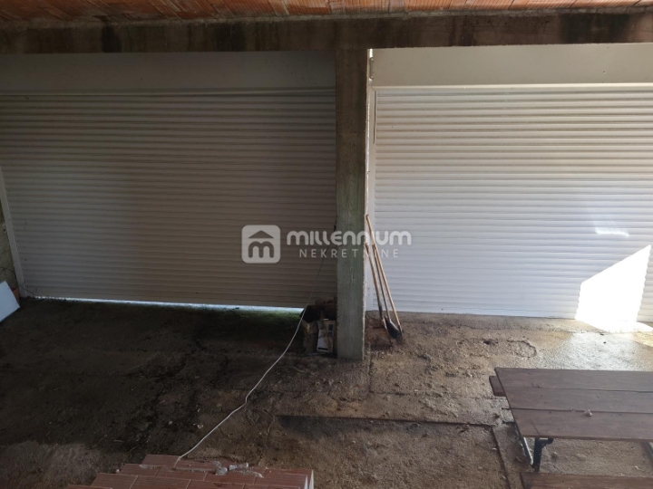 Matulji, Bregi, samostojeća kuća, 400m2