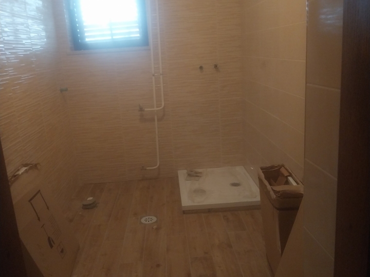 Stan 120 m2 + 150 m2 potkrovlje