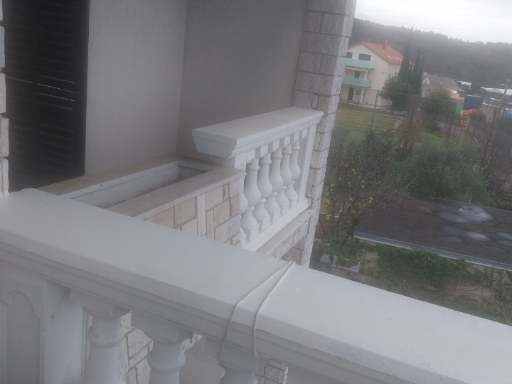 Stan 120 m2 + 150 m2 potkrovlje