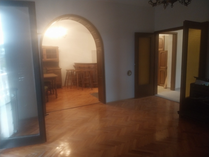 Stan 120 m2 + 150 m2 potkrovlje