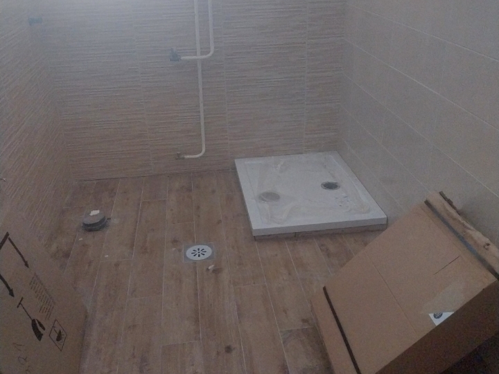 Stan 120m2 + 150 m2 potkrovlje