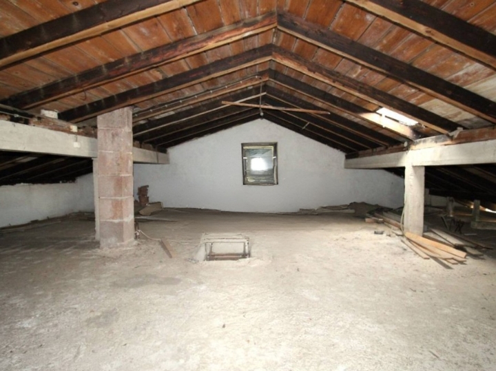 Stan Rijeka 140m2+150m2 potkrovlje