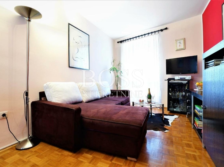 Centar, 2S+DB, 57m2, 800€+režije