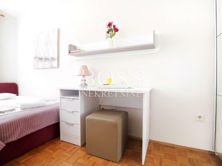 Centar, 2S+DB, 57m2, 800€+režije