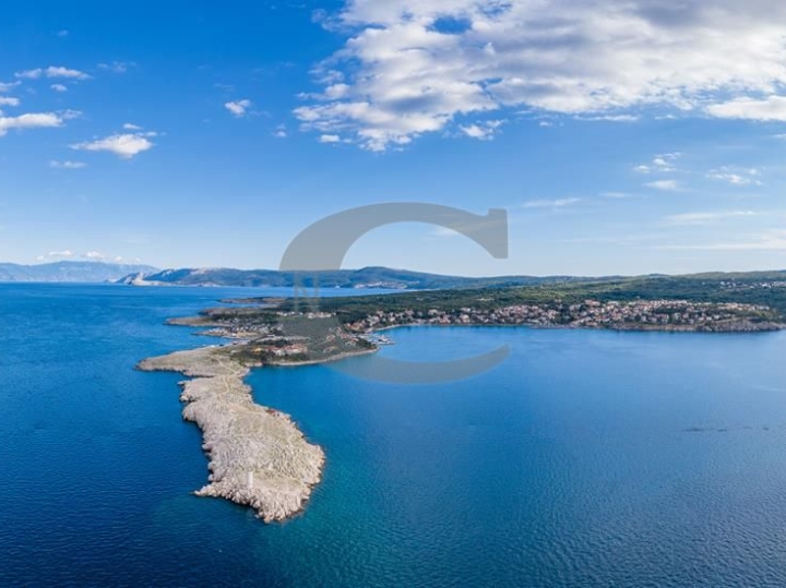 Krk, Dobrinj, građevinski teren, samo u Consensusu!