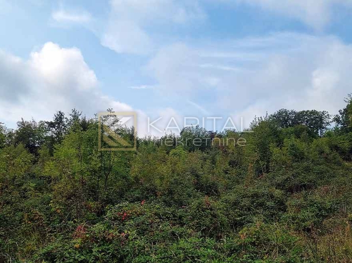 Kastav, građeviski teren 1400 m2