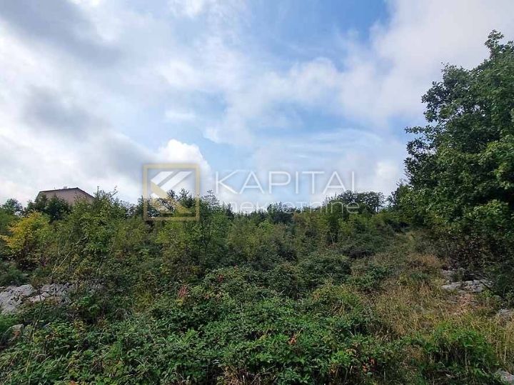 Kastav, građeviski teren 1400 m2