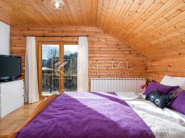 Gorski kotar, Tršće - luksuzna villa s bazenom