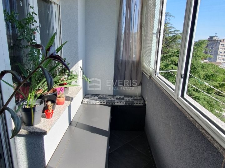 Rijeka, Turnić, stan 53 m2, 1S+DB