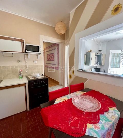 Opatija okolica, Ika, stan 79 m2, 900 m od mora