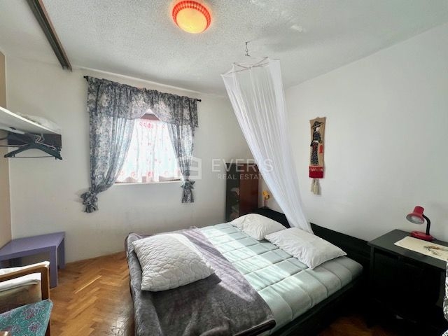 Opatija okolica, Ika, stan 79 m2, 900 m od mora