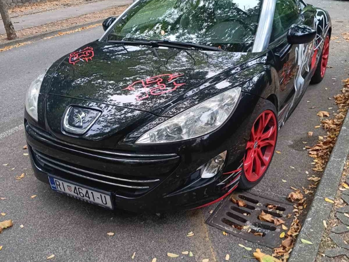 Peugeot RCZ 1.6 thp