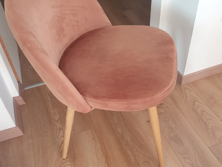 Blagovaonske stolice