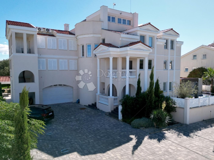 Luksuzna nekretnina bez kompromisa