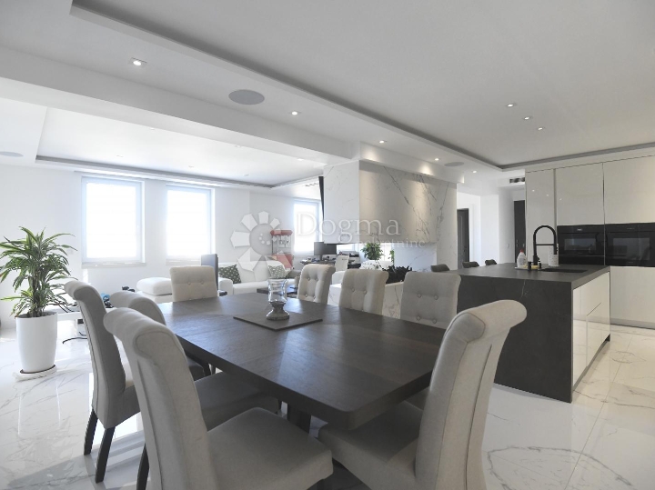 Luksuzna nekretnina bez kompromisa