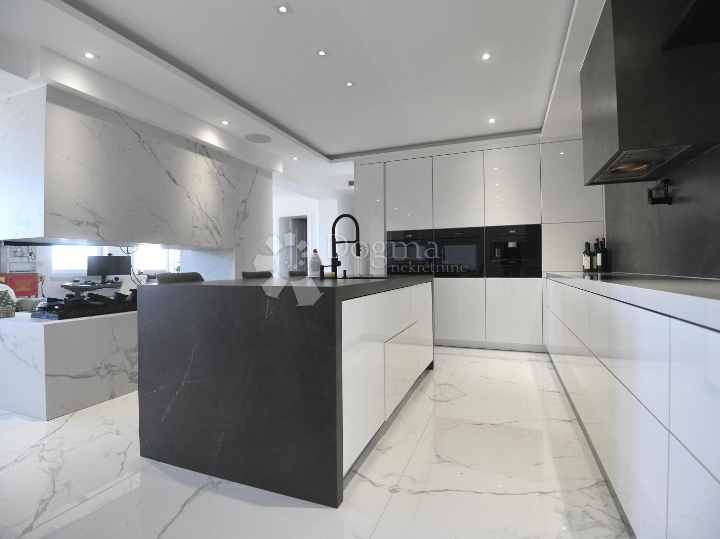 Luksuzna nekretnina bez kompromisa