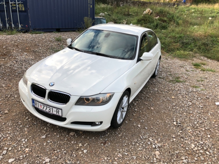 BMW 318 D